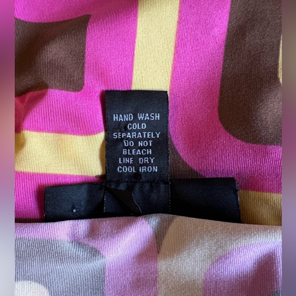 INC Mod Retro-Inspired Geometric Halter Top Gold-Tone Chain Neck Accent Size M - Picture 9 of 9